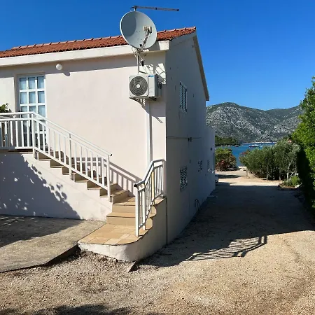 Tonko Apartament Račišće