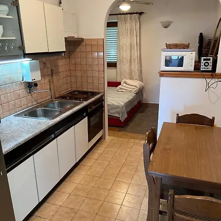 Apartmani Tonko * Racisce