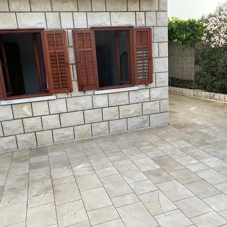 Apartament Tonko
